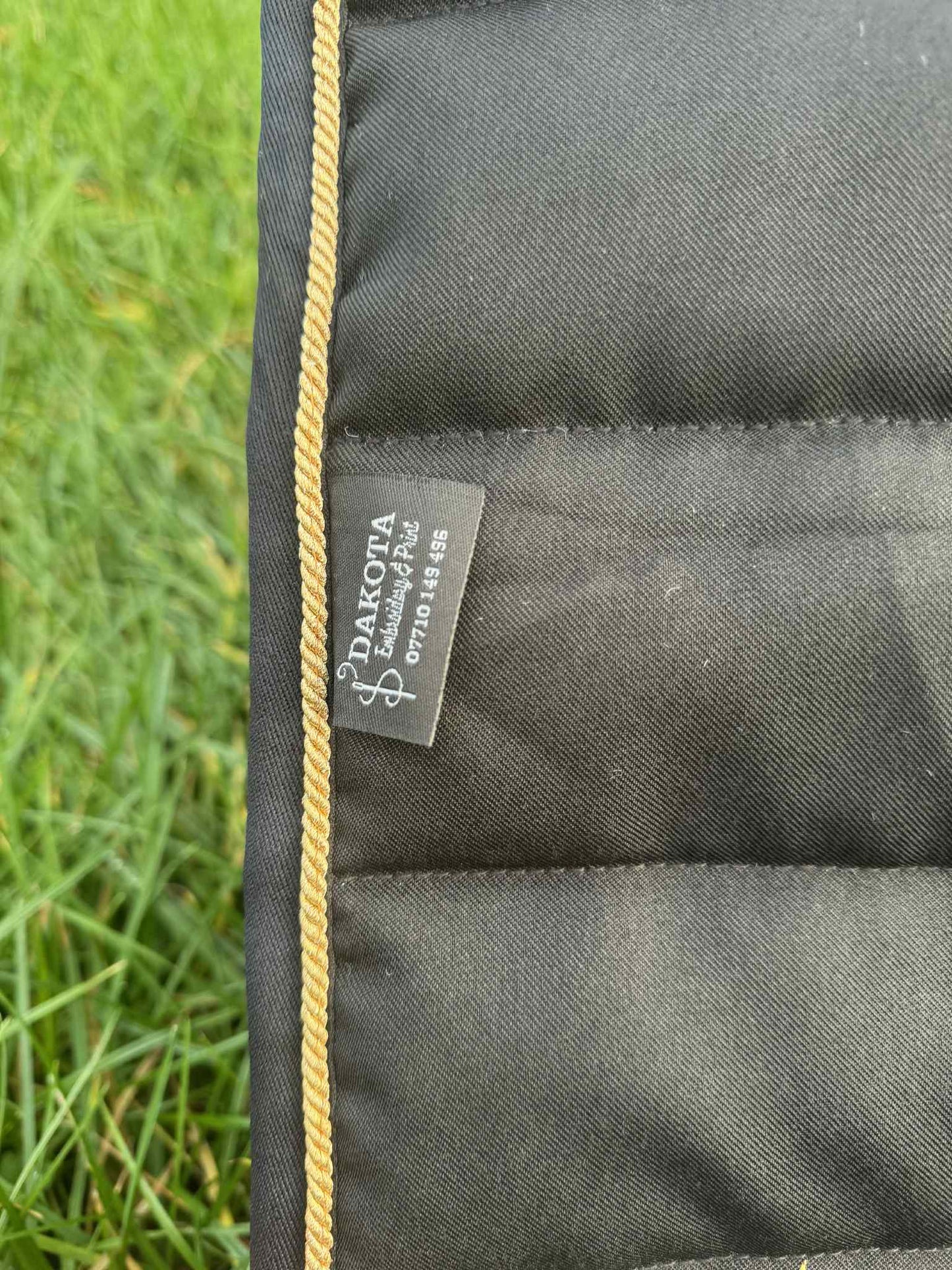 Dakota Embroidered Comfort Saddle Pads